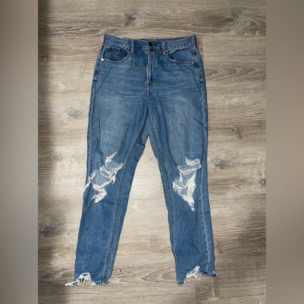 American Eagle Mom jeans
